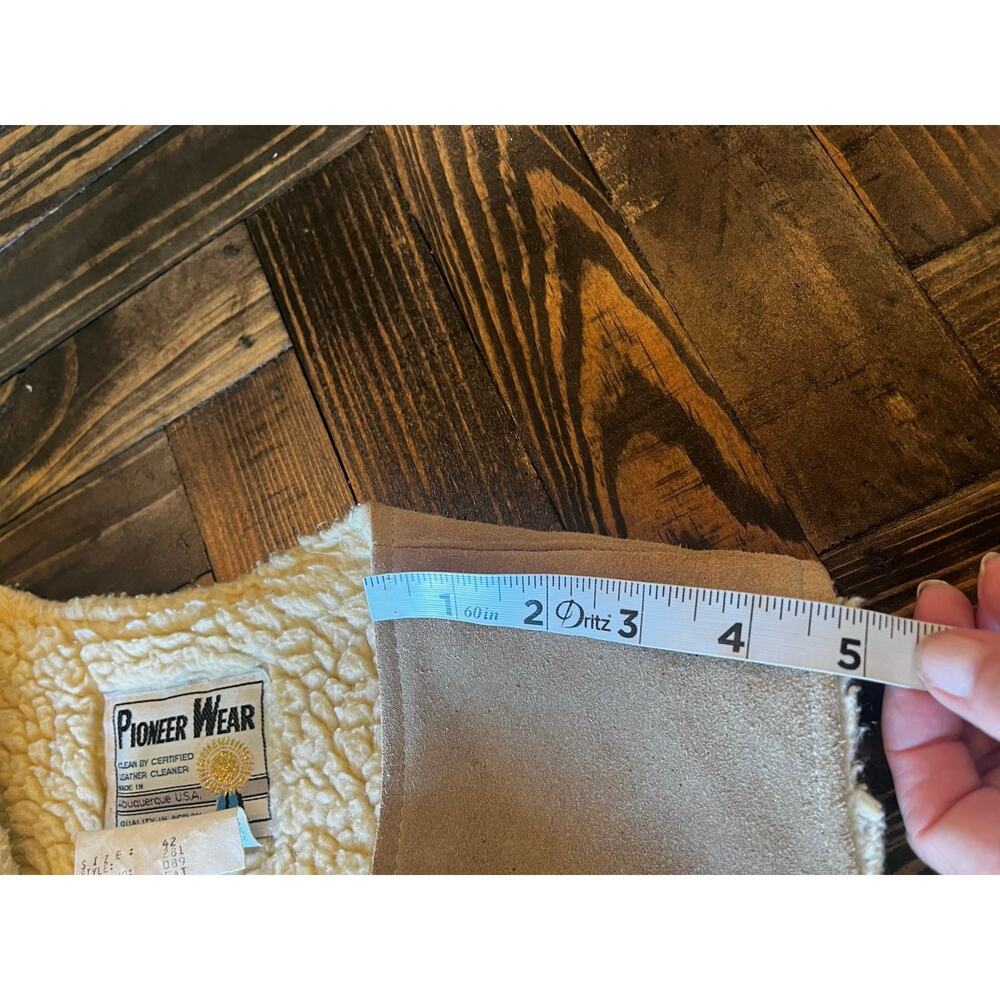 Vintage Suede Sherpa Lined Vest Men 42 Large Western Cowboy Yellowstone USA Flaw - Picture 7 of 12